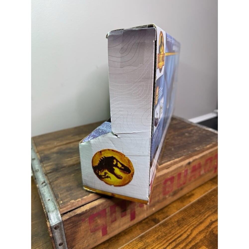 Jurassic World Dominion Ocean Protector Mosasaurus Dinosaur Figure New With Box - Picture 3 of 3